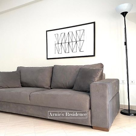 Arnie'S - Seaside Promenade Residence Vlorë Екстериор снимка